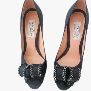 Oscar by Oscar de la Renta black satin peep toe and rhineston heels sz 6
